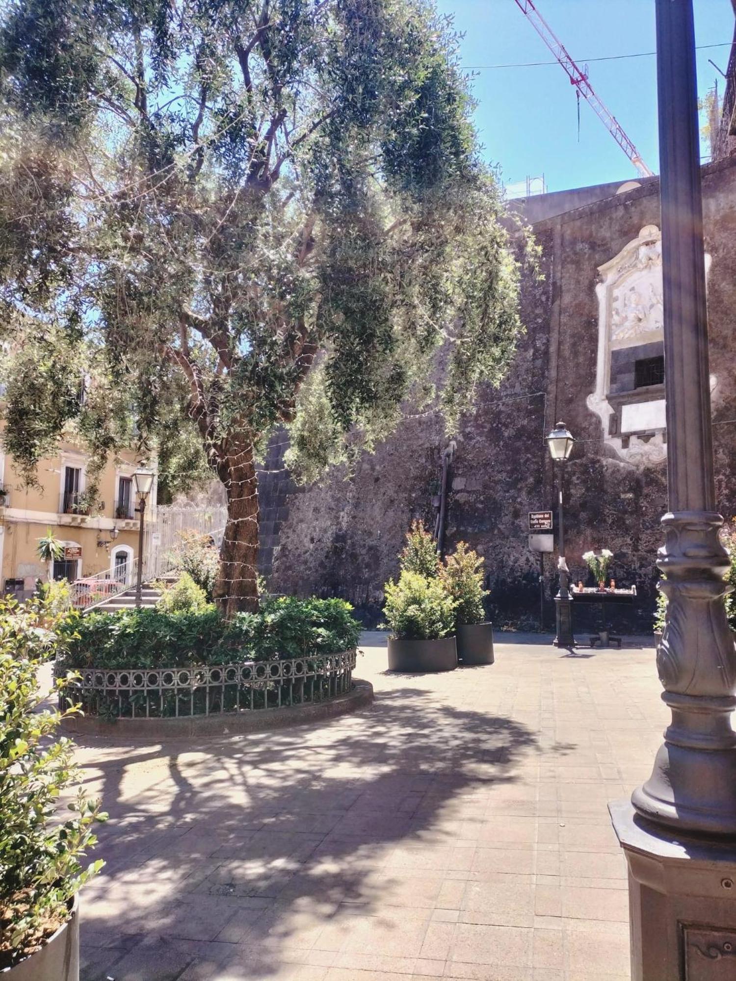 Casetta In Centro Catania Exterior photo